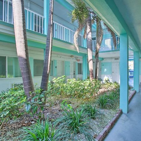 Tropical Pass-A-Grille Gem With Direct Beach Access! St. Pete Beach Exterior foto